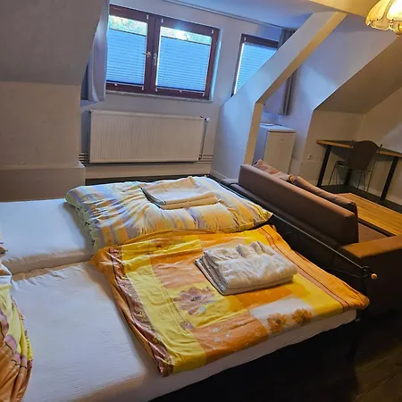 Hotel & Gasthaus „Alte Schmiede“ 3* Heiningen